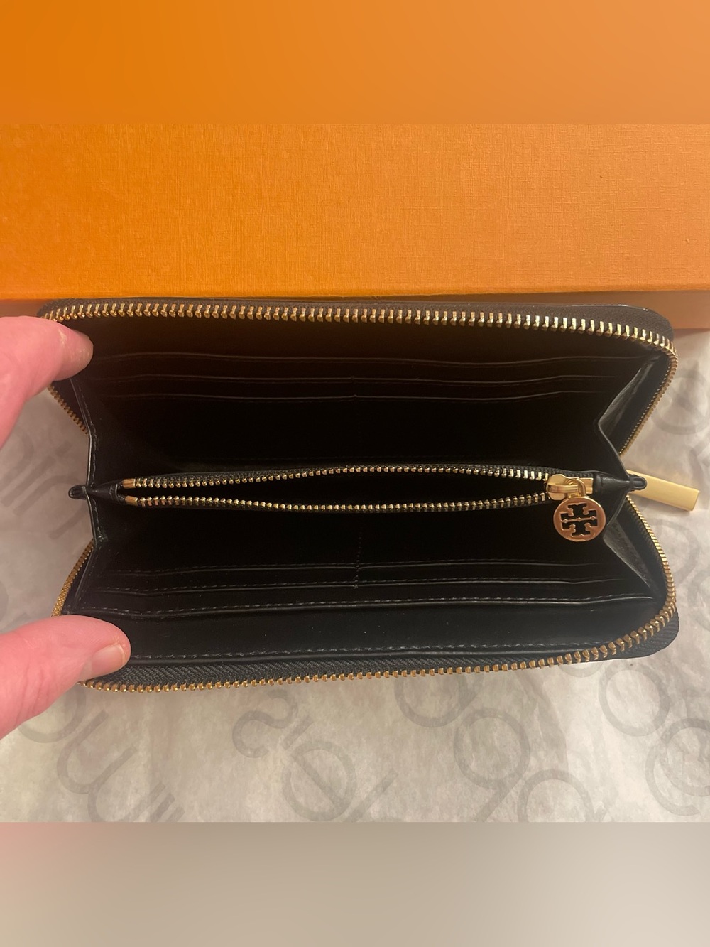 Tory Burch Embossed Patent Leather Wallet in Black - Picture 12 of 15
